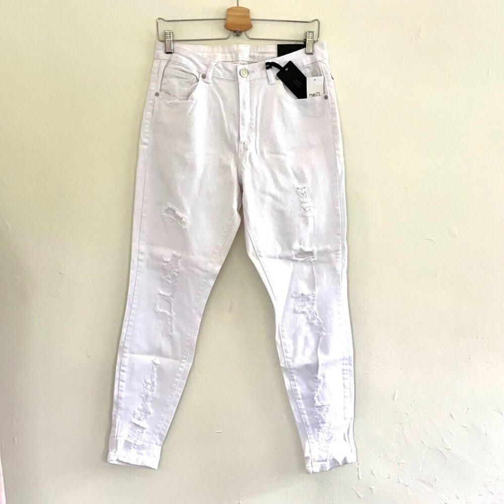 RUE 21 PREMIUM -NEW- white skinny jeans Hi-Rise 12